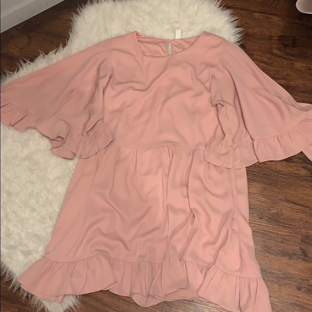 Ruffle shift dress